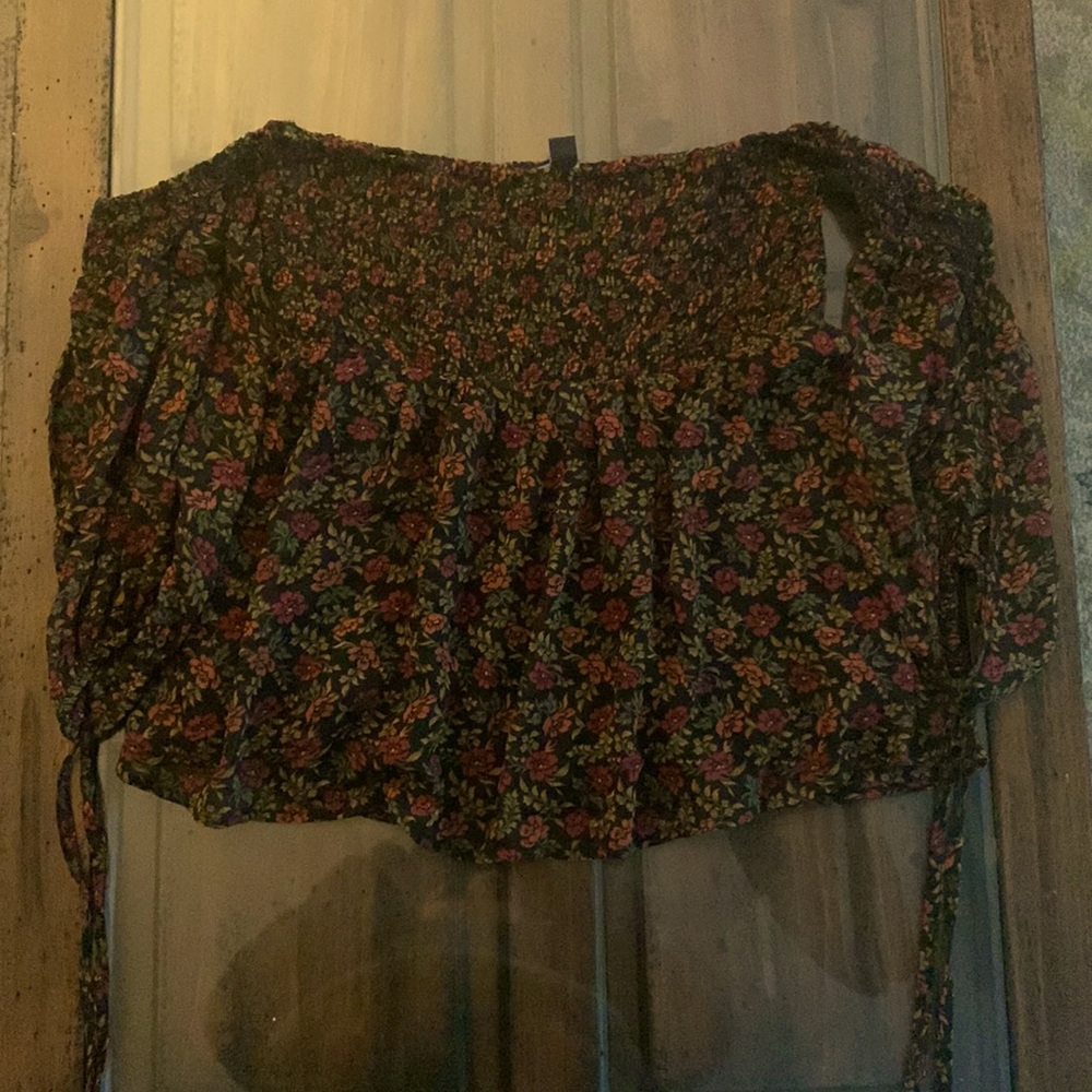 Strapless Flowey top
